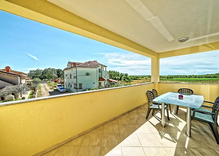 Διαμέρισμα 2 Πούλα