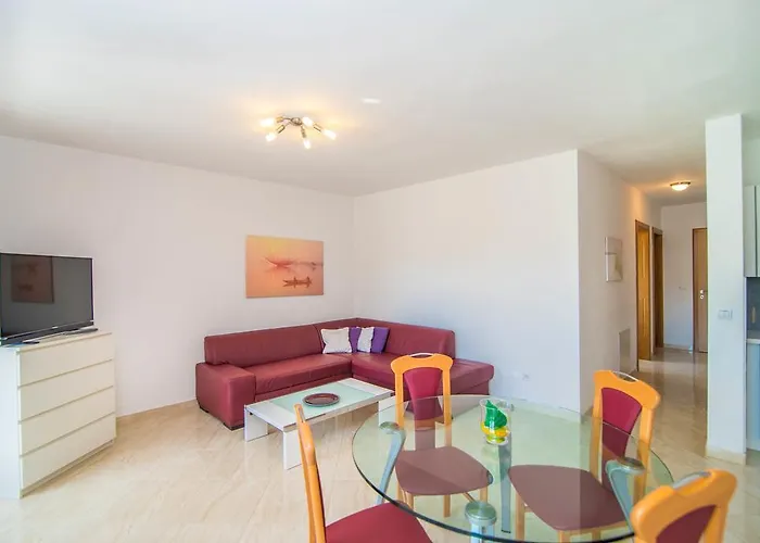 Διαμέρισμα 2