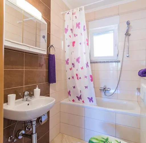 Διαμέρισμα 2